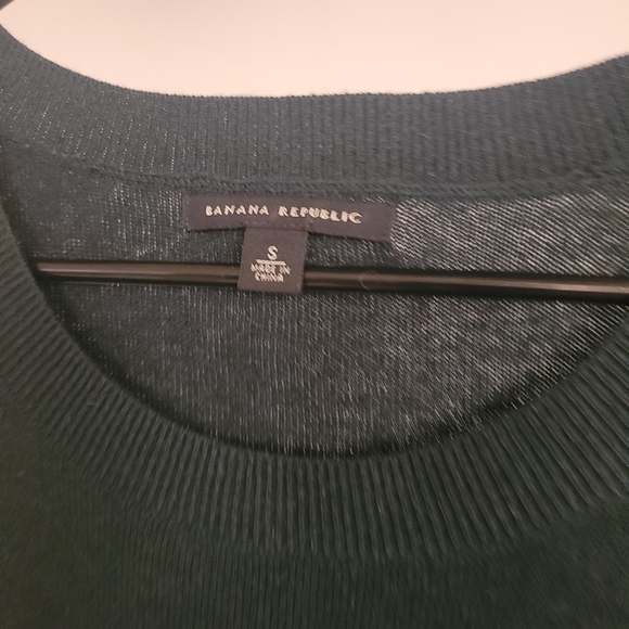 Banana‎ Republic Sweater - Picture 2 of 3